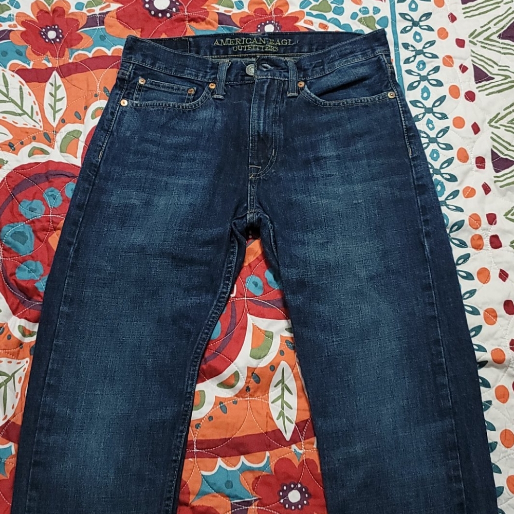 American Eagle Outfitters dark blue jeans